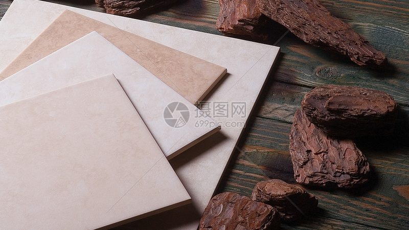 在选择微晶石背景墙材料时，应注意以下几点：